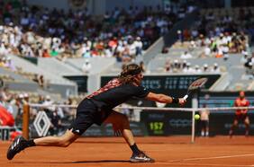 Roland Garros arranca con la victoria de Stefanos Tsitsipas y la sorpresiva eliminación de Maria Sakkari