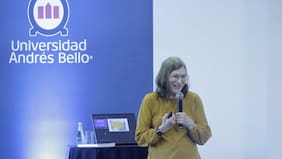 Por qué escribir a mano podría salvarnos de perder nuestra inteligencia