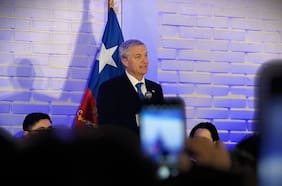 “No tenemos ninguna intención de cortarle el alimento a los niños”: Kast descarta recortes en alimentación escolar