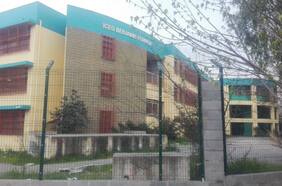 Liceo Benjamín Franklin de Quinta Normal seguirá con clases suspendidas “hasta nuevo aviso” tras amenaza de una “masacre” en el recinto