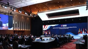Líderes llegan a Malasia para participar de la cumbre de Asean en Kuala Lumpur