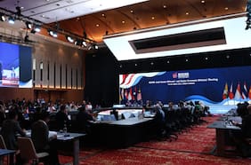 Líderes llegan a Malasia para participar de la cumbre de Asean en Kuala Lumpur