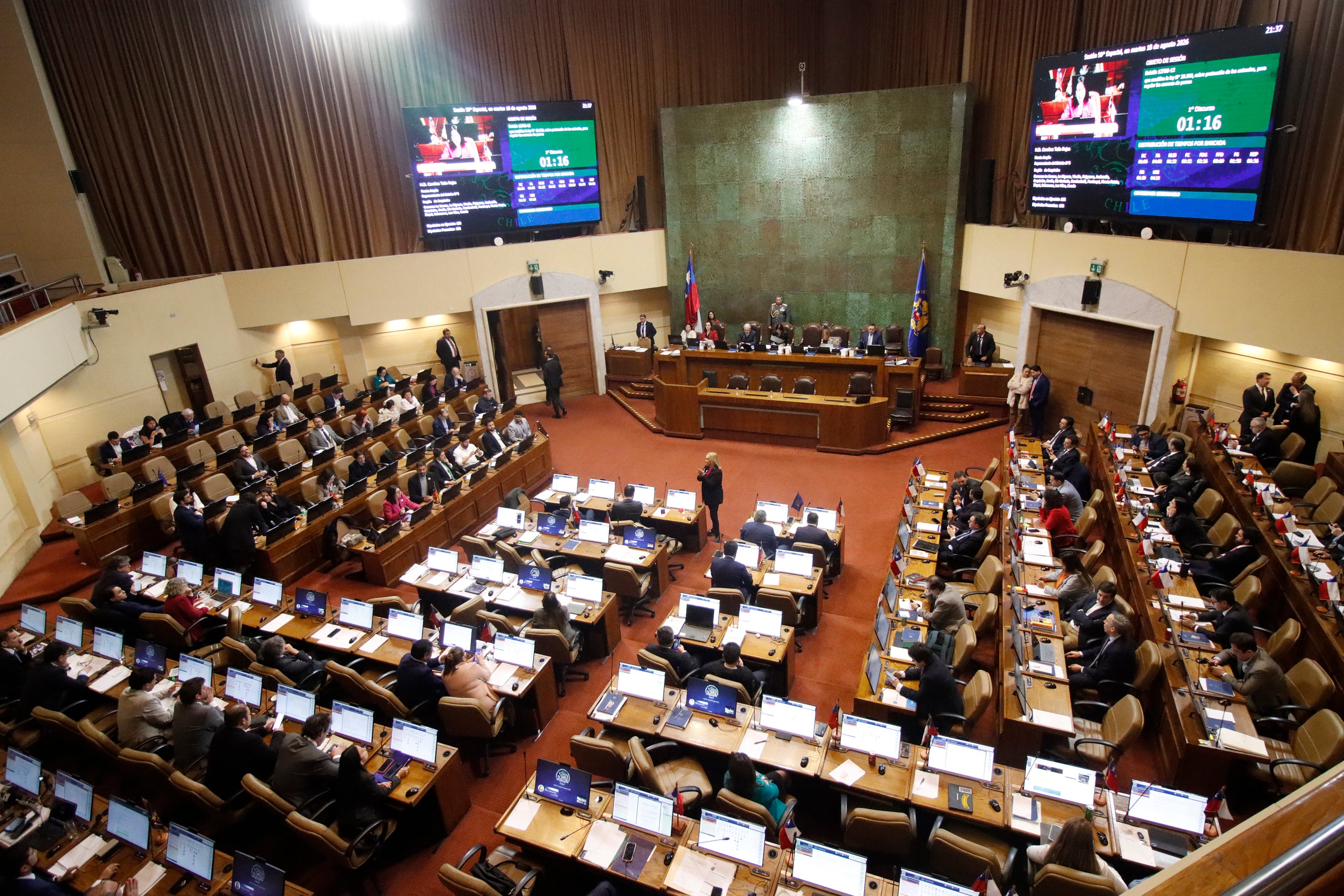 Partidos políticos: una reforma fome, pero necesaria.