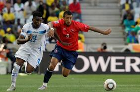 “Así veía el fútbol...”: los dardos de Arturo Vidal a Marcelo Bielsa a 15 años del debut de la Roja en Sudáfrica 2010