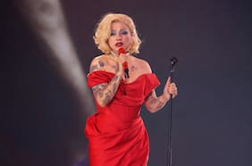 Mon Laferte será una de las artistas estelares en la entrega de los Latin Grammy