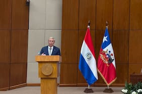 Kast expone ante el Congreso paraguayo y afirma que el país es un ejemplo regional: “Bajando impuestos han crecido”