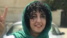 La Nobel de la Paz Narges Mohammadi sigue “inestable” y sus allegados piden su traslado a Teherán