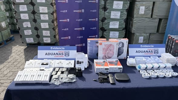 Aduanas incauta productos tecnológicos de contrabando por US$ 2 millones: intentaron ingresarlos como “artículos de casa”