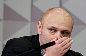 Hacker afirma que Bolsonaro le pidió dañar sistema de votación electrónica de Brasil para exponer sus “debilidades”