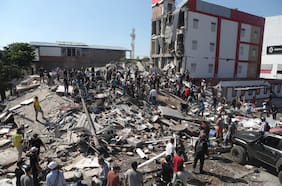 Terremoto más fuerte en una década en Colombia pone a prueba liderazgo de recién asumido presidente De la Espriella