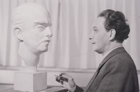 El multifacético escultor Tótila Albert, amigo de Claudio Arrau y alabado por Mistral y Neruda