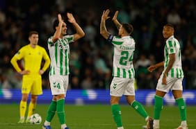 Pellegrini celebra: el Betis vence al Helsinki y avanza a los playoffs de la Conference League