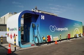 AquaChile incorpora la primera flota de camiones a GNL de la industria salmonera