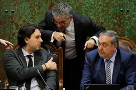 Tensa discusión presupuestaria por PGU termina con amenazas de censura a Mirosevic