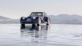 Morgan Midsummer: un deportivo de estilo clásico y techo de cristal solo para coleccionistas