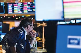 S&P 500 y Nasdaq extienden pérdidas y el mercado se inquieta por el futuro de las tasas