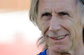 No se olvida de Chile: Ricardo Gareca revela su primer diálogo con Arturo Vidal en la Roja tras los insultos del Rey