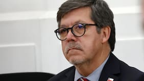Jefe de la Dipres busca explicar dónde están las “inconsistencias” en cálculo de deuda del gobierno de Boric y afirma que “la hipótesis es del error técnico”