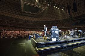 King Crimson, tres son multitud