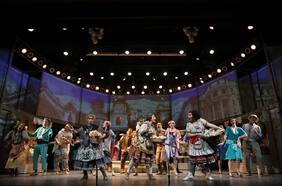 Vuelve un clásico: La Pérgola de las Flores llega al Teatro Municipal de Las Condes