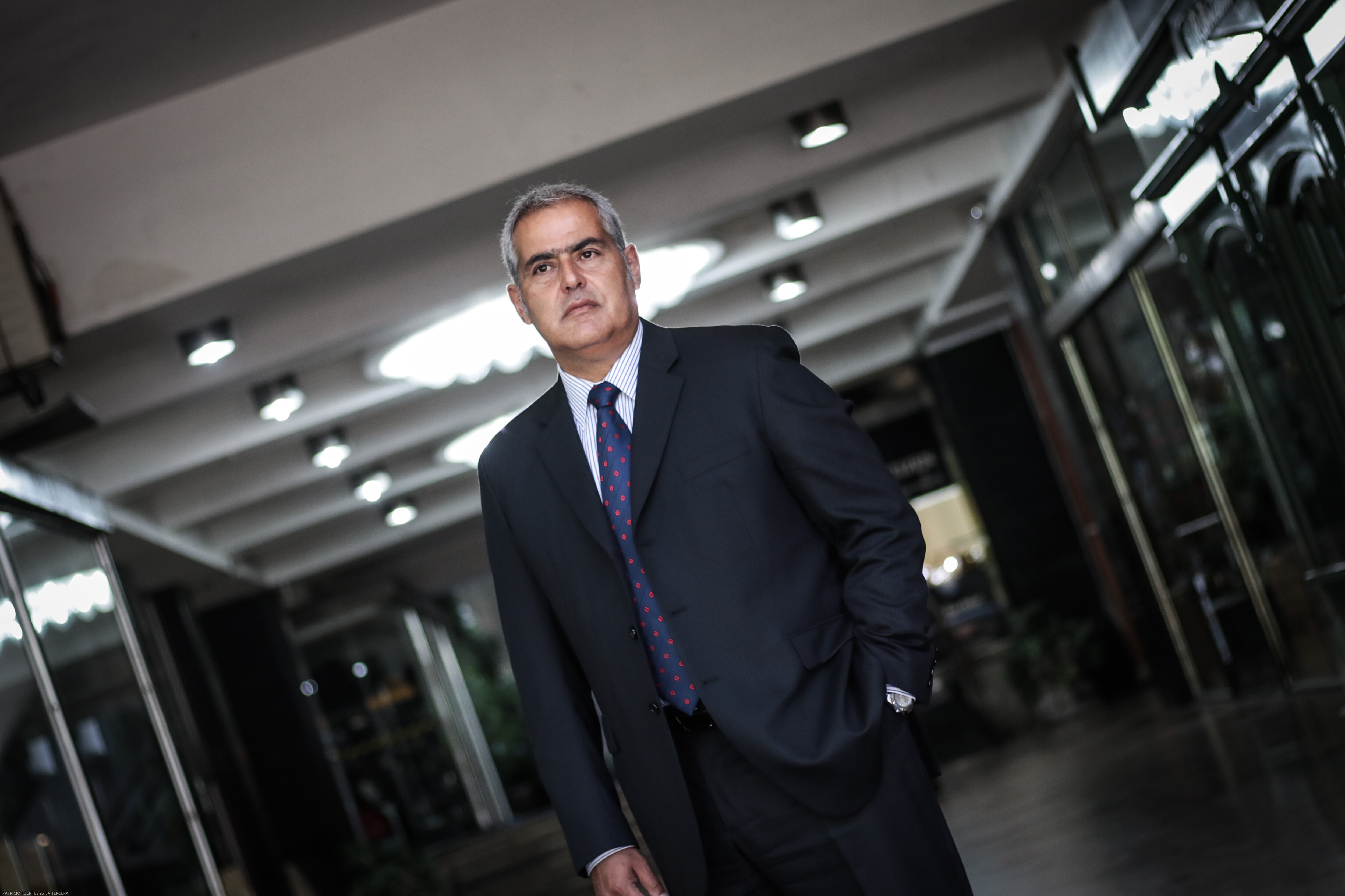 El exfiscal nacional, Sabas Chahuan. Foto: Patricio Fuentes / La Tercera.