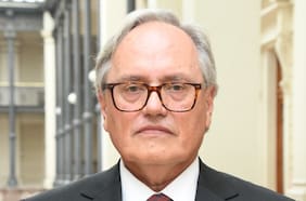 Comisión de Constitución del Senado aprueba propuesta para que el juez Dinko Franulic se integre a la Corte Suprema