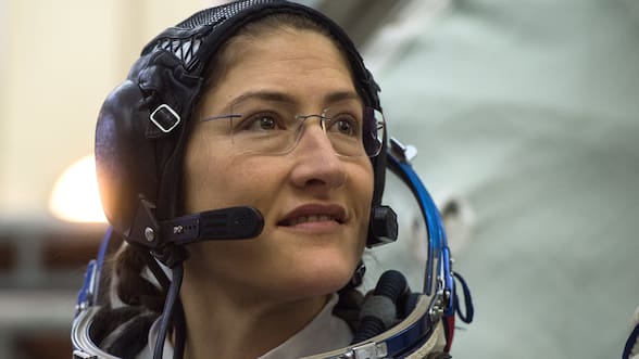 Astronauta de Artemis II muestra dura rehabilitación tras volver a la Tierra