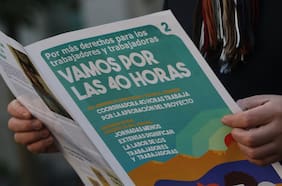 Cadem: solo el 53% de los trabajadores dependientes afirma que su empresa redujo la jornada laboral tras entrada en vigencia de Ley 40 horas