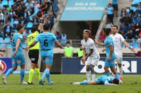 ¿Llega al clásico con la UC? El castigo que recibió Leandro Fernández tras la expulsión frente a Iquique