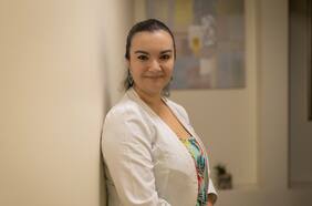 María Jesús Acuña, ginecóloga: “Donde no llega el consultorio, llega el celular. Y hay que estar ahí con información clara, confiable y cercana”