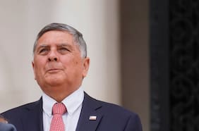 Alvarado sostiene que criterio que dejaría fuera a Kaiser del gabinete “no es una norma que esté fijada en piedra”