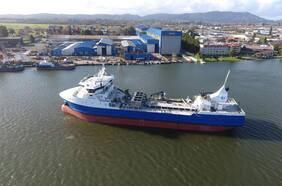 Asenav, el astillero familiar de Valdivia, se sube al boom del turismo antártico