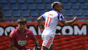 En su primera titularidad: revisa el gol de Eduardo Vargas ante Huachipato en su retorno a la U