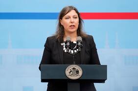 “Garantía obligatoria” y “normas de restitución”: presidenta de comisión de probidad detalla estándares “mínimos” que debiese tener ley de transferencias a privados