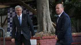 Kast presentó a Jorge Quiroz como su futuro ministro de Hacienda a los gremios empresariales