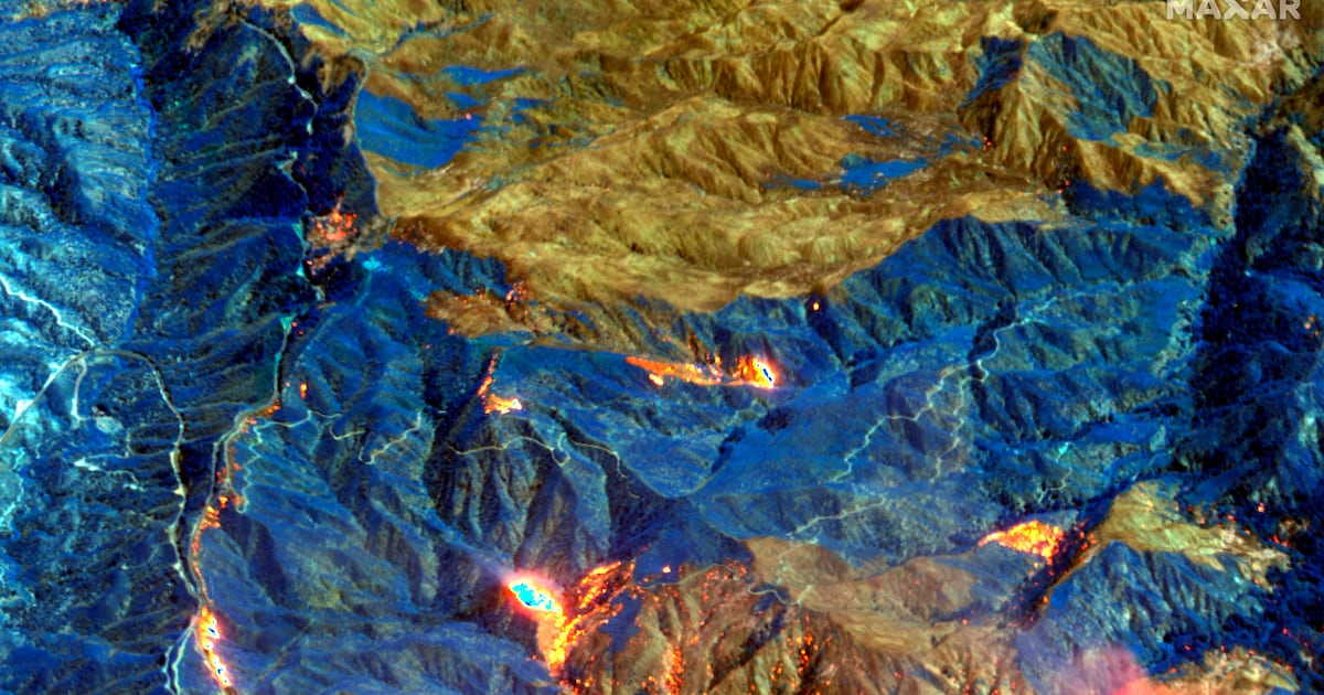Seguridad, Metro e incendios forestales: las incursiones cotidianas de la inteligencia artificial en Chile