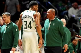 Apenas una victoria en cinco partidos: la caída libre de los Milwaukee Bucks tras apostar por Doc Rivers