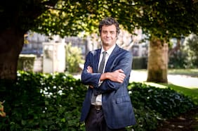 Evópoli se resiste a desaparecer y ficha al exministro Juan José Ossa para impugnar su disolución ante el Tricel