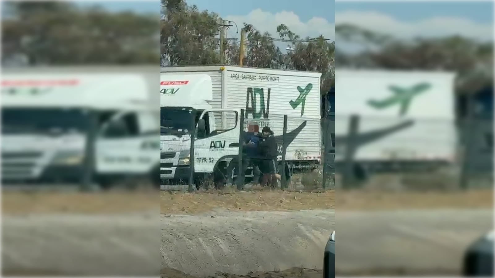 Violento robo de camión en Pudahuel: Delincuentes secuestran al conductor y huyen con la carga