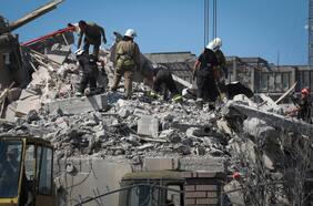 Misiles rusos dejan 17 muertos en Odesa