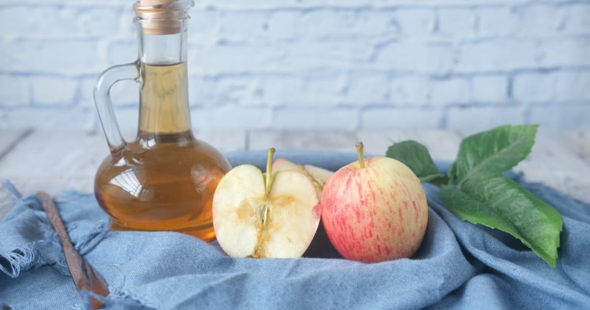 Expertos advierten sobre los límites del vinagre de manzana para la salud