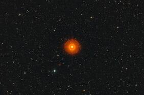 Inédito descubrimiento astronómico hecho en Chile: es 75 veces el tamaño del Sol