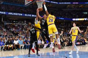 Playoffs de la NBA: Memphis vence a Lakers y empata la serie que ahora se traslada a Los Ángeles