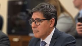 Pinilla (DC) considera que “es razonable” evaluar una CEI o una acusación constitucional tras dictamen de Contraloría sobre Steinert