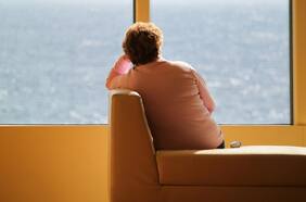 Desean morir; ocurre sin advertencia; las mujeres lo cometen más y los niños y adultos mayores no piensan en él: 10 mitos erróneos del suicidio