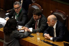 A pesar de despliegue de última hora, La Moneda no logra salvar a Pardow