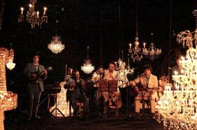 Los Bunkers lanzan Llueve sobre la ciudad versión MTV Unplugged