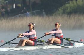 Las hermanas Abraham rematan en el quinto puesto en la Copa del Mundo de Remo