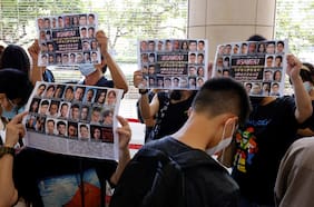 Hong Kong encarcela a 45 activistas prodemocracia en juicio histórico sobre seguridad nacional