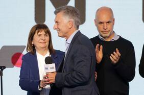 Patricia Bullrich se decanta por apoyo a Javier Milei, arriesgando fractura opositora